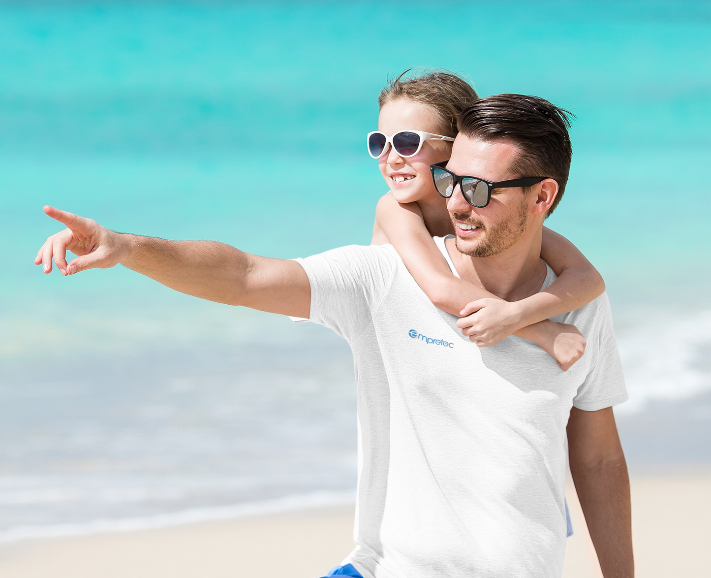 Tricou unisex cu logo mic