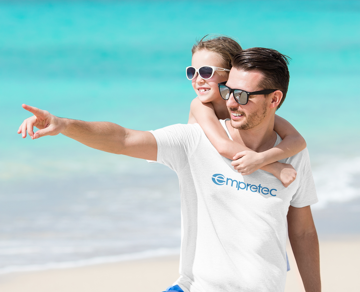 Tricou unisex cu logo mare